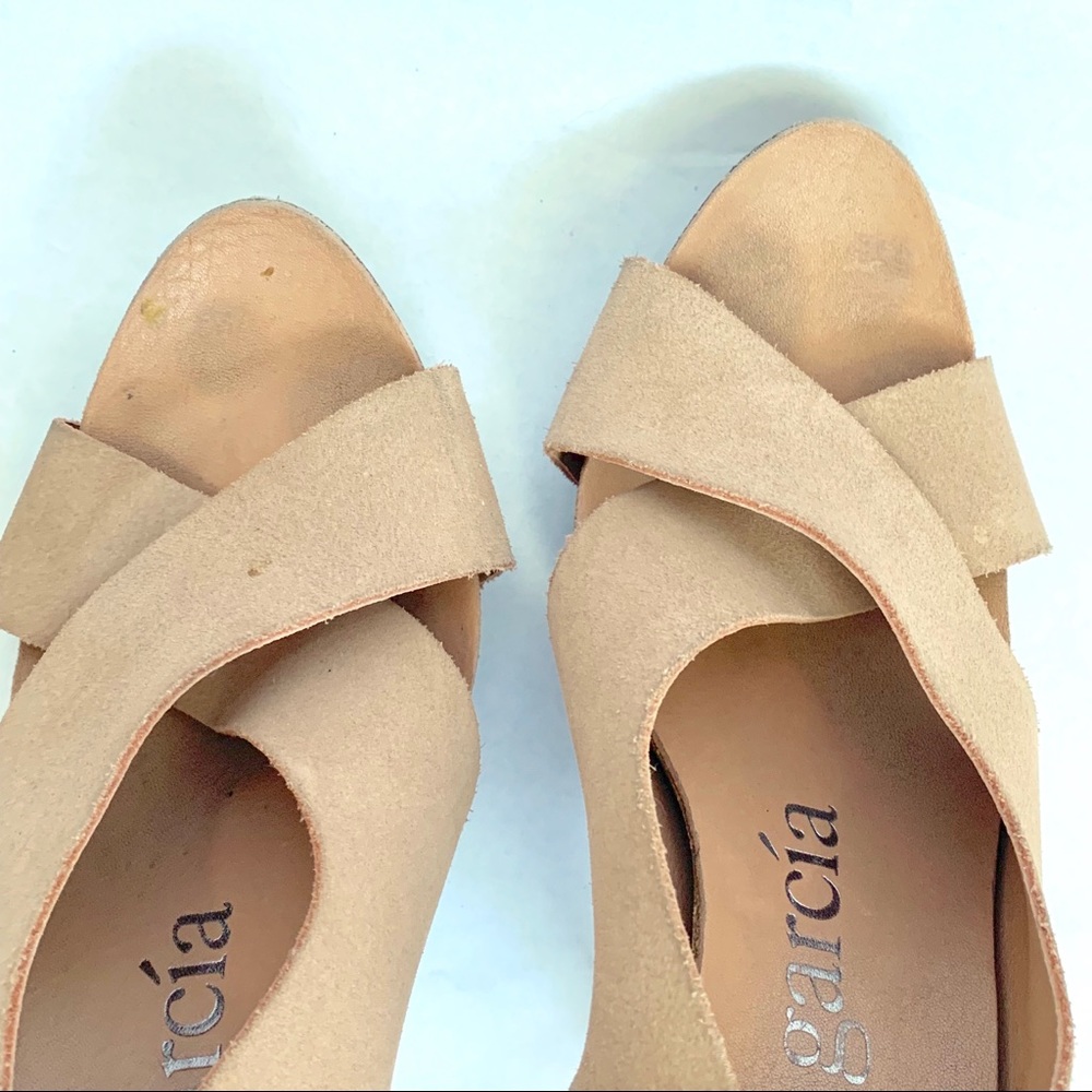 Pedro Garcia Camel Suede Slingback Pumps - Picture 8 of 8